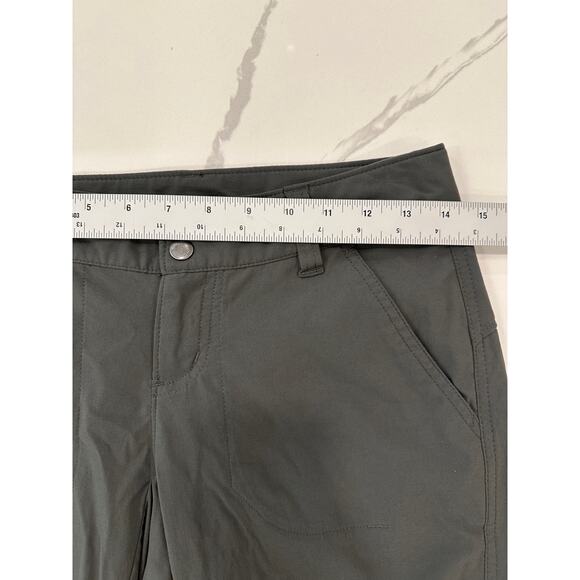 Columbia Omni-Shield Advanced Repellency Gray Capri Pants Women's Sz 2 Hiking - Picture 10 of 10